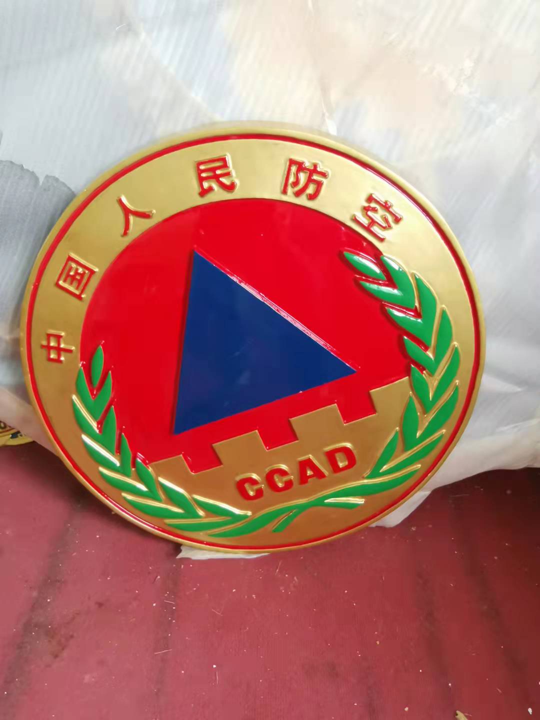 貼金警徽